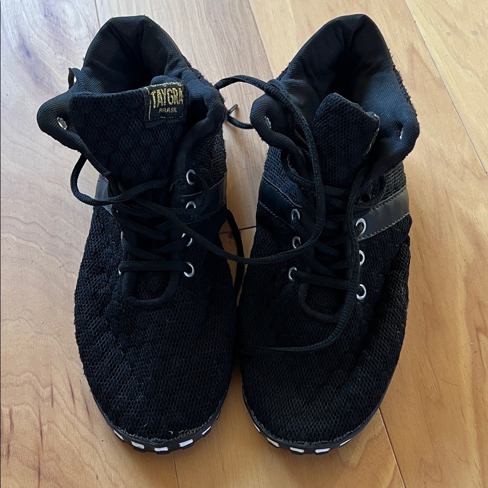Taygra Corridalta Dance Sneakers